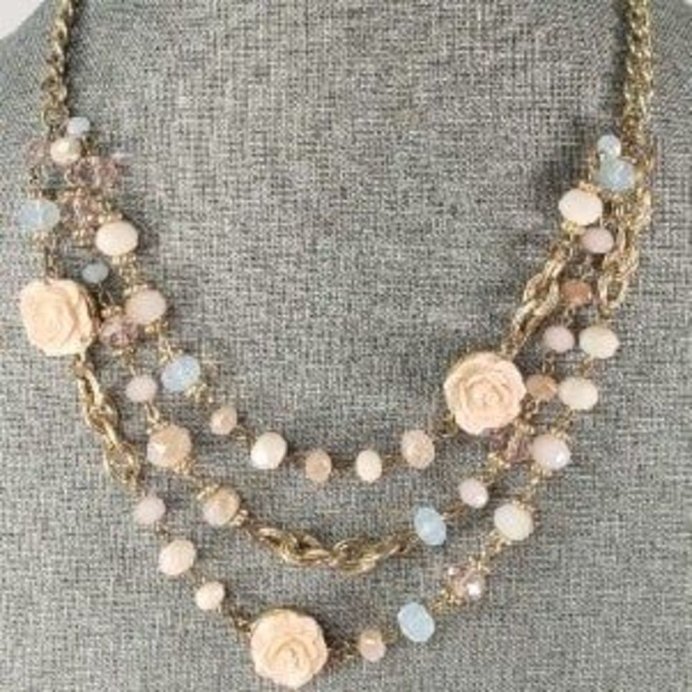 NEW YORK & COMPANY Three Tier Strand Beaded ChainLink Floral Statement Necklace